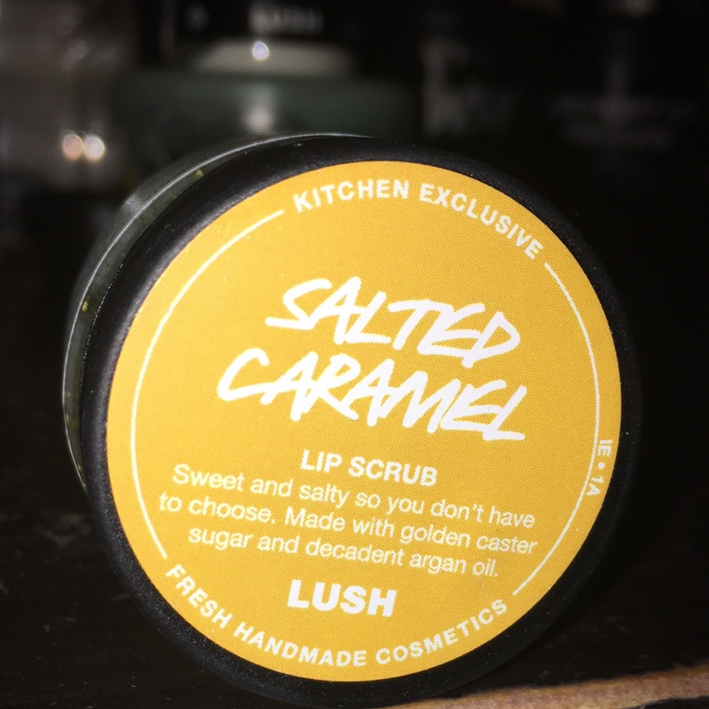 Lush salted caramel kitchen lip scrub RARE!